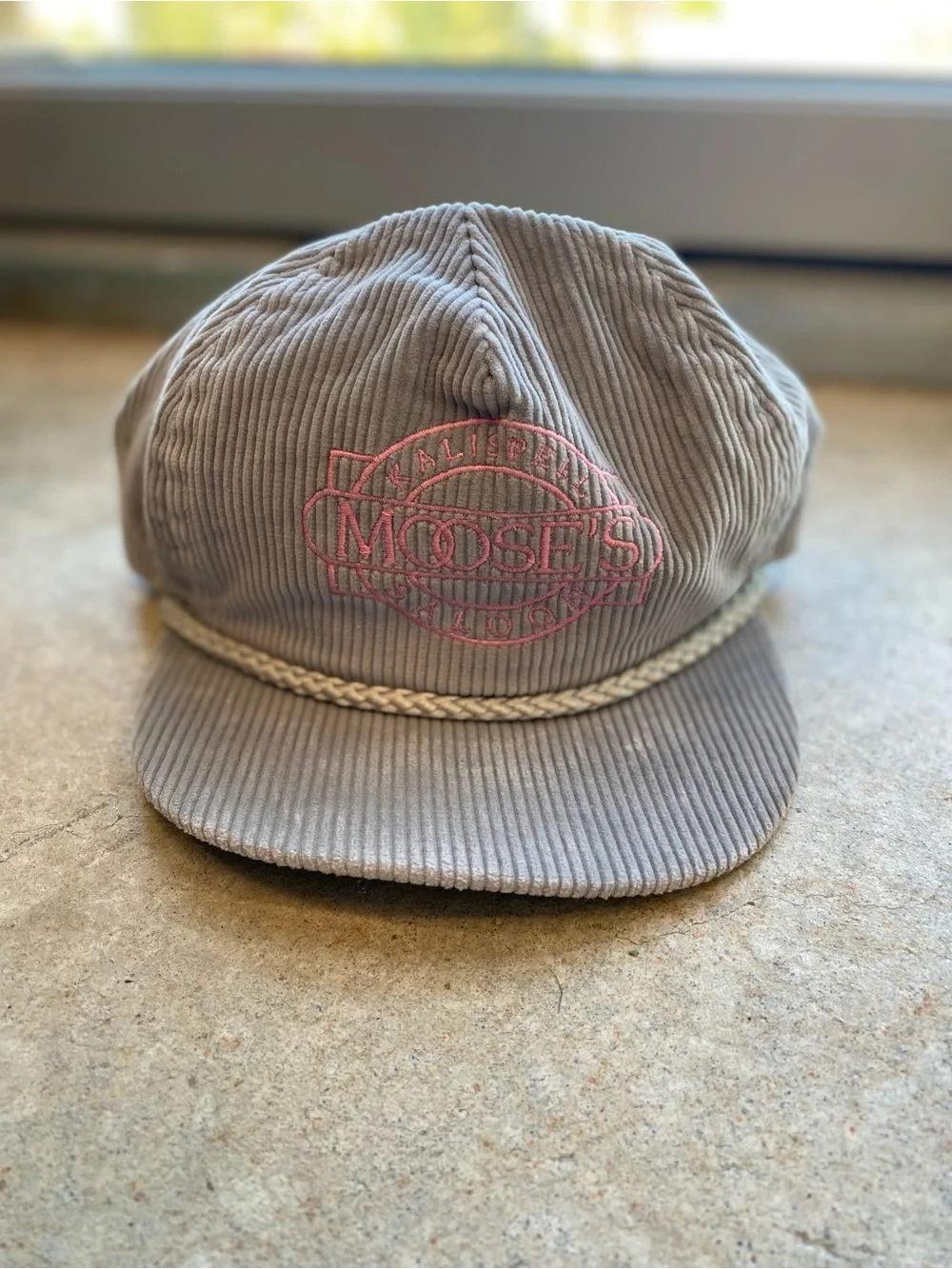 MOOSE’S SALOON (KALISPELL, MONTANA) Corduroy Cap in Light Gray with Pink Logo